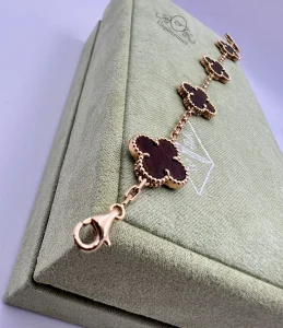Van-Cleef-&-Arpels-motif-Alhambra-Wood-Rose-Gold-18k-Bracelet