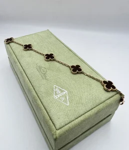 Van-Cleef-&-Arpels-Vintage-Alhambra-Wood-Bracelet