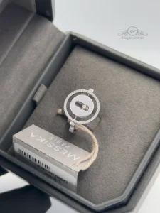 Messika-Lucky-Move-Ring-Diamond-07470-wg-Top-