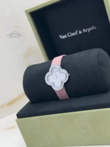Van-Cleef-&-arpels-alhambra-watch-medium-model-vcarf52700-left-diamonds