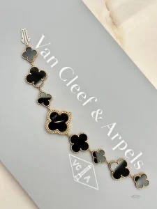 Van-Cleef-Arpels-Alhambra-Bracelet-Watch-VCARO40R00-black-onyx