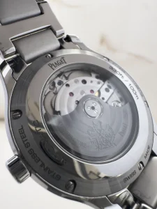 Piaget-Polo-Field-watch-G0A41001-Automatic-back