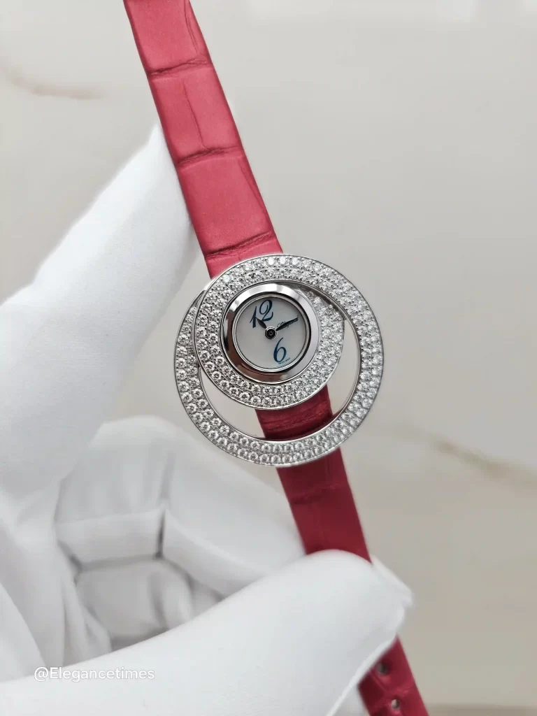 Chopard-Happy-Diamonds-Double-Loop-Watch-1391981001-White-Gold-Hand