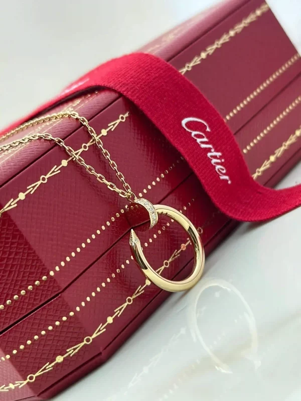 Cartier-Juste-un-Clou-Pendant-B7224889-18k-Yellow-Gold-Diamond-Side