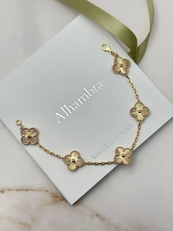 Van-Cleef-Arpels-Vintage-Alhambra-Bracelet-VCARP3JK00-5-Motifs-Yellow-Gold-Guilloche-19