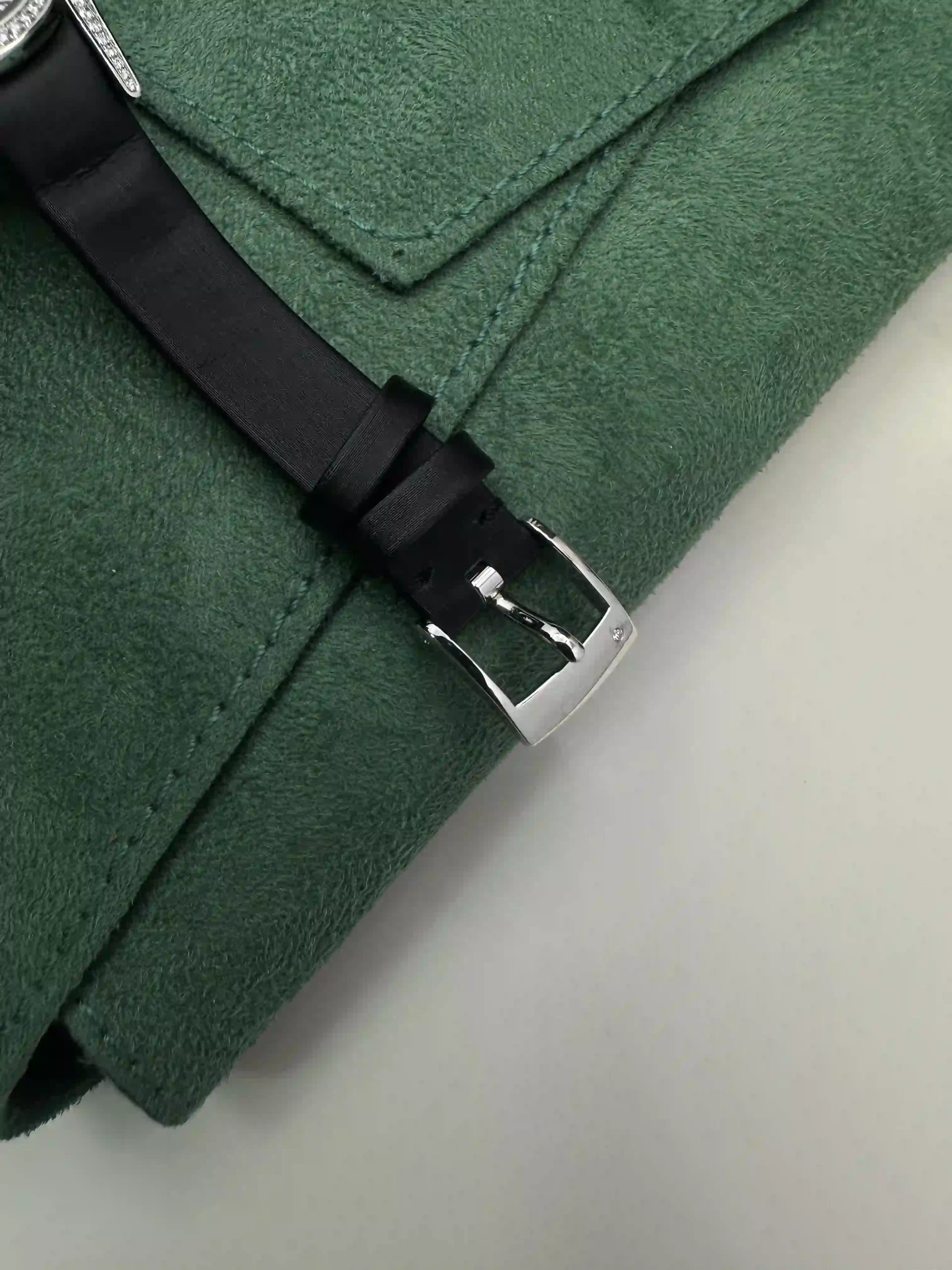 Piaget-Limelight-Gala-Watch-G0A42150-18k-White-Gold-Diamonds-Buckle Piaget-Limelight-Gala-Watch-G0A42150-18k-White-Gold-Diamonds-Buckle