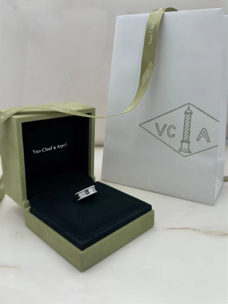 Van-Cleef-Arpels-Perlee-Signature-Ring-VCARN32300-18k-White-Gold-Orginal