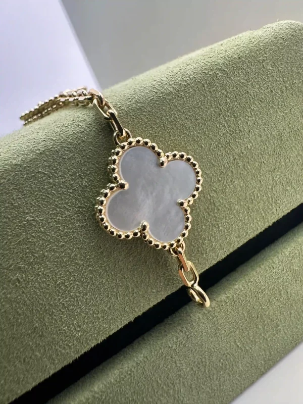 Van-Cleef-Arpels-Vintage-Alhambra-Bracelet-VCARA41800-Mother-Of-Pearl