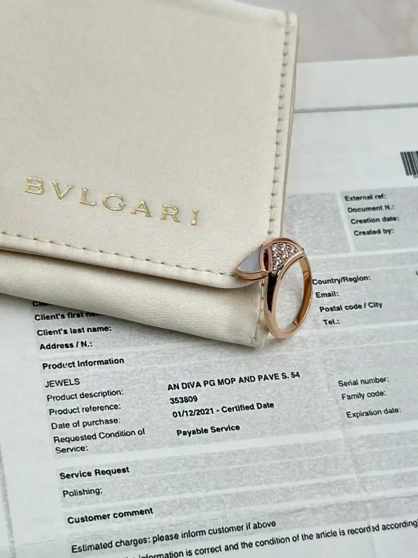 Bvlgari-Divas-Dream-Ring-353809-18k-Pink-Gold-Diamonds-MOP