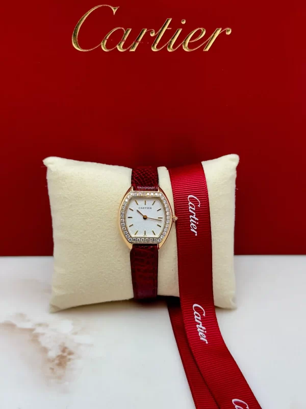 Cartier-Tortue-Ladies-Watch-1945-18k-Yellow-Gold-Diamonds-Red-Leather