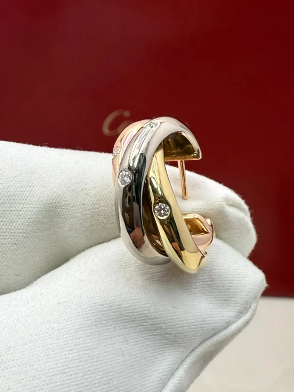 Cartier-Trinity-Earrings-3-Gold-B8031700-Diamonds