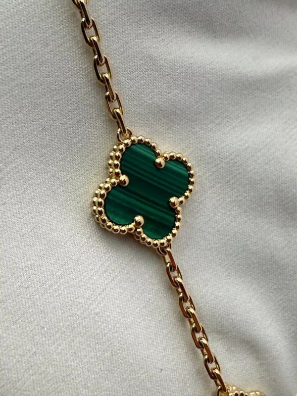 Van-Cleef-Arpels-Vintage-Alhambra-Bracelet-5-Motifs-VCARL80900-Malachite