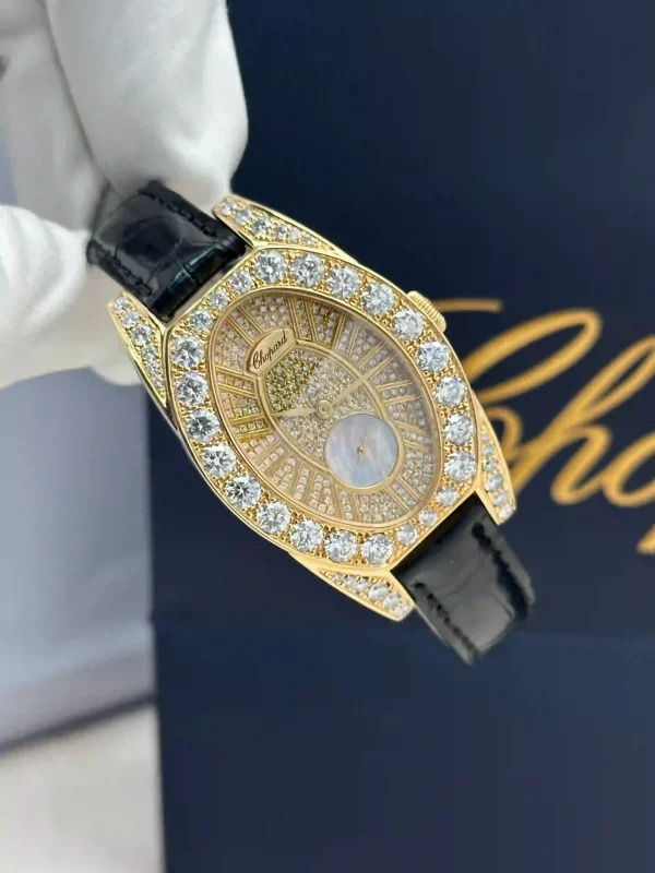Chopard-Classic-Oval-Ladies-Watch-18k-Yellow-Gold-Leather-Diamonds