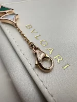 Bvlgari-Divas-Dream-Bracelet-18k-Rose-Gold-Malachite-White-MOP-Clasp