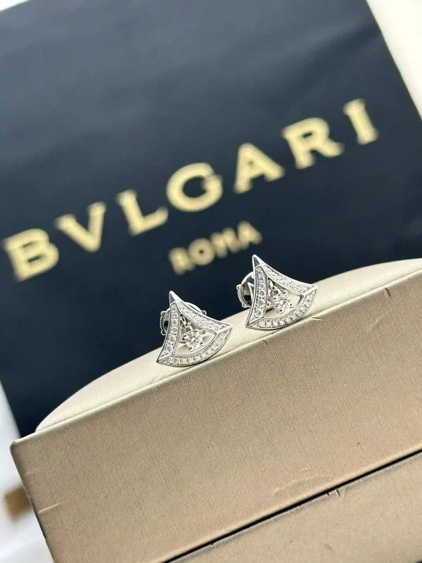 Bvlgari-Divas-Dream-Earrings-Diamonds-Gold