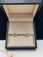 Bvlgari-Divas-Dream-Earrings-Diamonds-White-Gold-Up