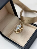 Bvlgari-Serpenti -Viper-Ring-18k-Rose-Gold-White-MOP-Large-Up