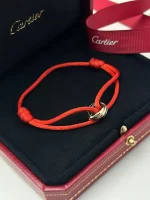 Cartier-Trinity-Bracelet-18k-Rose-White-Yellow-Gold-Side