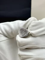 Chopard-Happy-Diamonds-Earrings-Near-Gold