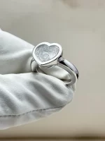 Chopard-Happy-Diamonds-Ring-18k-White-Gold-Hand