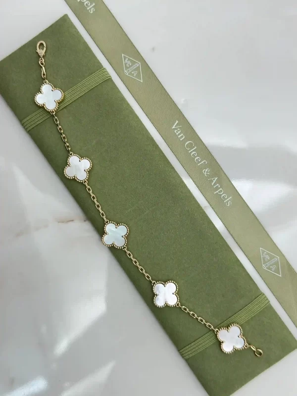 Van-Cleef-Arpels-Vintage-Alhambra-Bracelet-VCARA41800-5-Motifs-White-MOP-18k-Yellow-Gold-Up