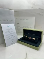 Van-Cleef-Arpels-Vintage-Alhambra-5-Motifs-Bracelet-VCARP7RP00-Pink-Gold-Carnelian-Authentic