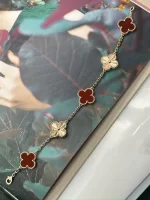 Van-Cleef-Arpels-Vintage-Alhambra-5-Motifs-Bracelet-VCARP7RP00-Pink-Gold-Carnelian-Up