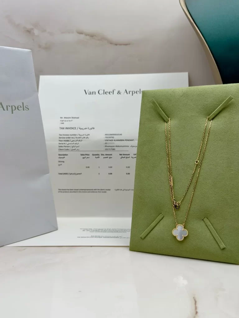 Van-Cleef-Arpels-Vintage-Alhambra-Necklace-VCARA45900-18k-Yellow-Gold-Service-Paper