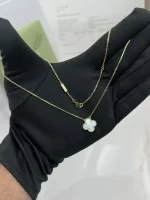 Van-Cleef-Arpels-Vintage-Alhambra-Necklace-VCARA45900-18k-Yellow-Gold-White-MOP-Hand