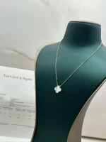 Van-Cleef-Arpels-Vintage-Alhambra-Necklace-VCARA45900-18k-Yellow-Gold-White-Mother-Of-Pearl