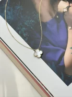 Van-Cleef-Arpels-Vintage-Alhambra-Necklace-VCARA45900-18k-Yellow-Gold-White-Mother-Of-Pearl-Up