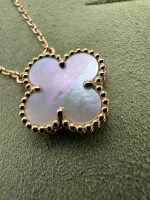 Van-Cleef-Arpels-Vintage-Alhambra-Necklace-VCARA45900-Yellow-Gold-Mother-Of-Pearl-Near