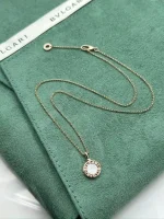 Bvlgari-Bvlgari-Necklace-350553-Mother-Of-Pearl-18k-Rose-Gold