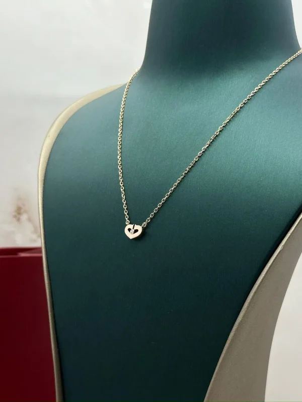C-De-Cartier-Heart-Necklace-18k-Rose-Gold-38