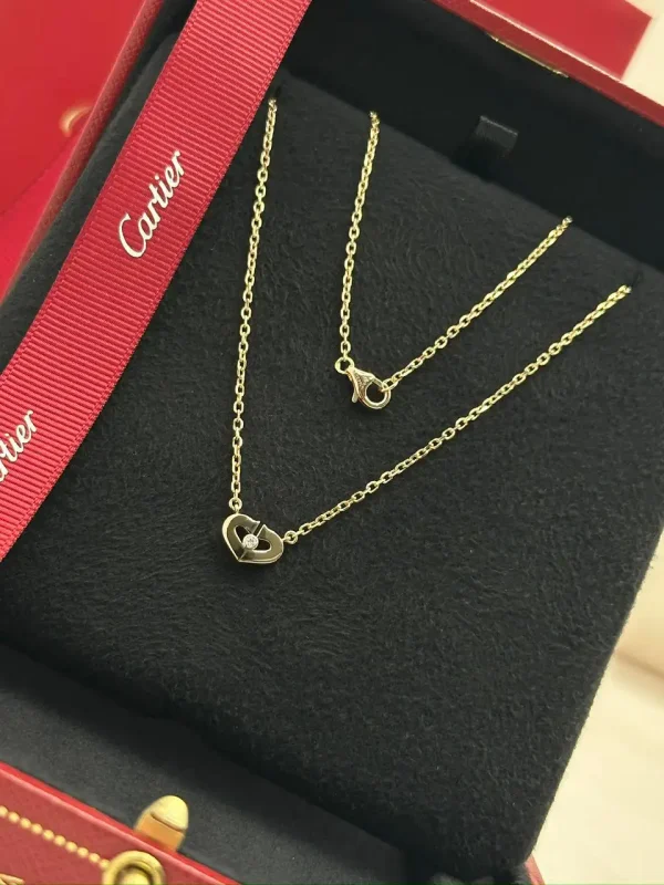 C-De-Cartier-Heart-Necklace-18k-Rose-Gold-Diamond-Box
