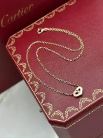 C-De-Cartier-Heart-Necklace-18k-Rose-Gold-Diamond-Up