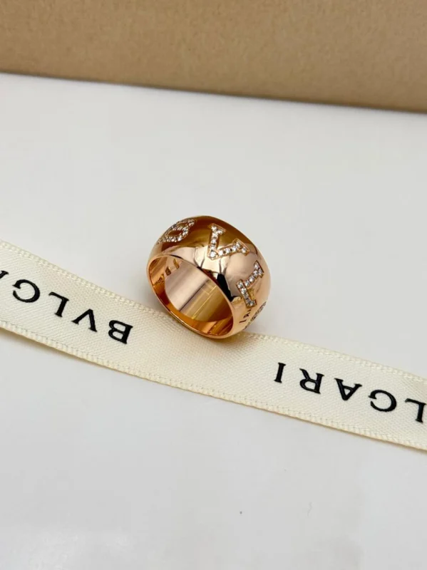 Bvlgari-Monologo-Ring-18k-Rose-Gold