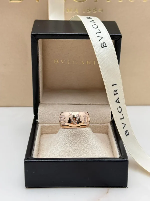 Bvlgari-Monologo-Ring-18k-Rose-Gold-Diamonds-Front