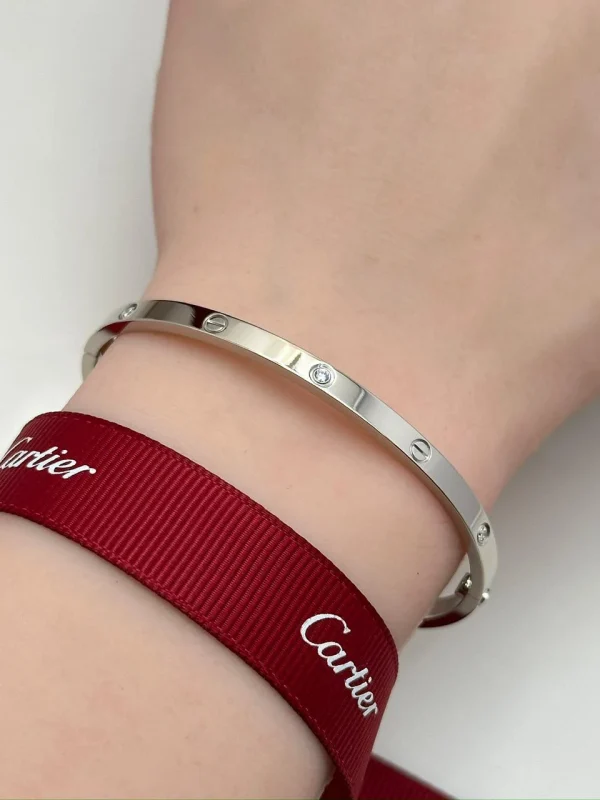 Cartier-Love-6-Diamonds-Bracelet-CRB6079517-18k-White-Gold-Hand