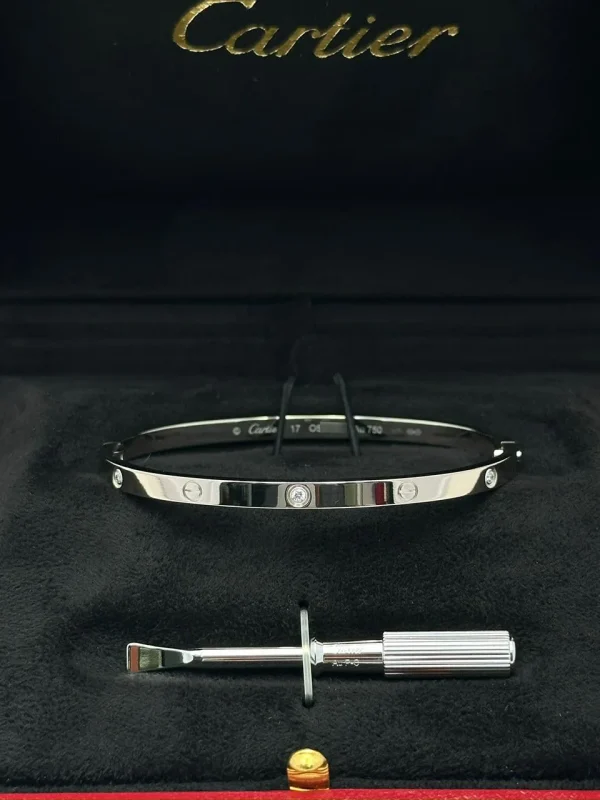 Cartier-Love-6-Diamonds-Bracelet-CRB6079517-18k-White-Gold-Small-Model-Box