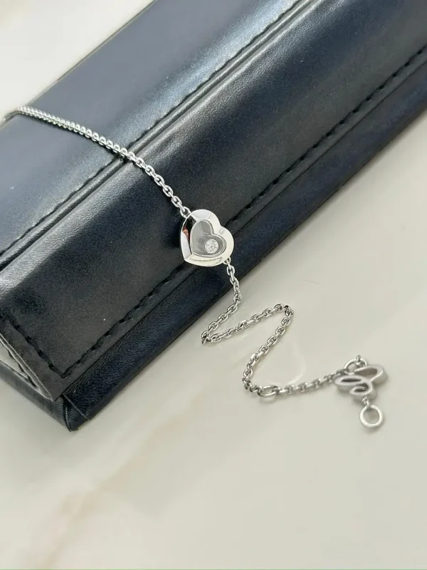 Chopard-Happy-Diamonds-Icons-85A054-1001-Bracelet-18k-White-Gold