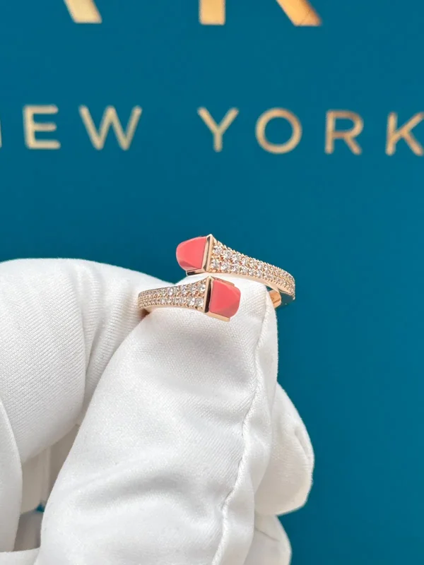 Marli-Cleo-Diamond-Slim-Ring-18k-Yellow-Gold