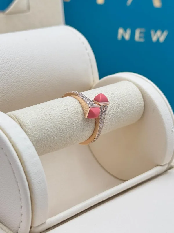 Marli-Cleo-Diamond-Slim-Ring-18k-Yellow-Gold-Pink-Coral-Side