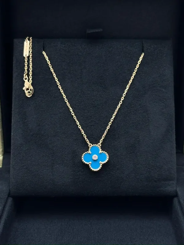 Vintage-Alhambra-Holiday-Pendant-Celestial-Blue-Sevres-Porcelain-Yellow-Gold-Diamond