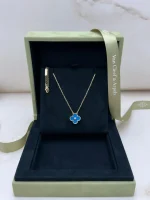 Vintage-Alhambra-Holiday-Pendant-Celestial-Blue-Sevres-Porcelain-Yellow-Gold-Diamond-Front