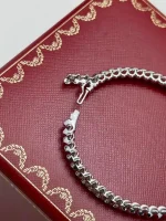 Clash-De-Cartier-Bracelet-CRB6065718-White-Gold-Medium-Lock