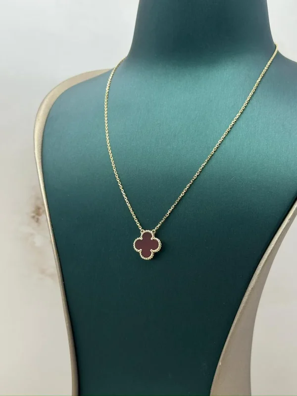 Van-Cleef-Arpels-Vintage-Alhambra-Pendant-VCARD38500-18k-Yellow-Gold-42