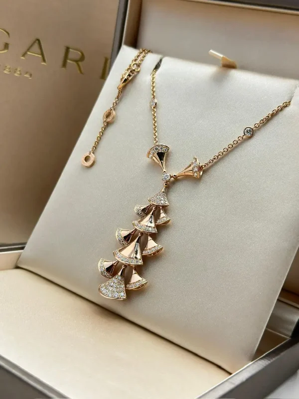 Bvlgari-Divas-Dream-Necklace-352607-18k-Rose-Gold-Diamonds-Rare-Model