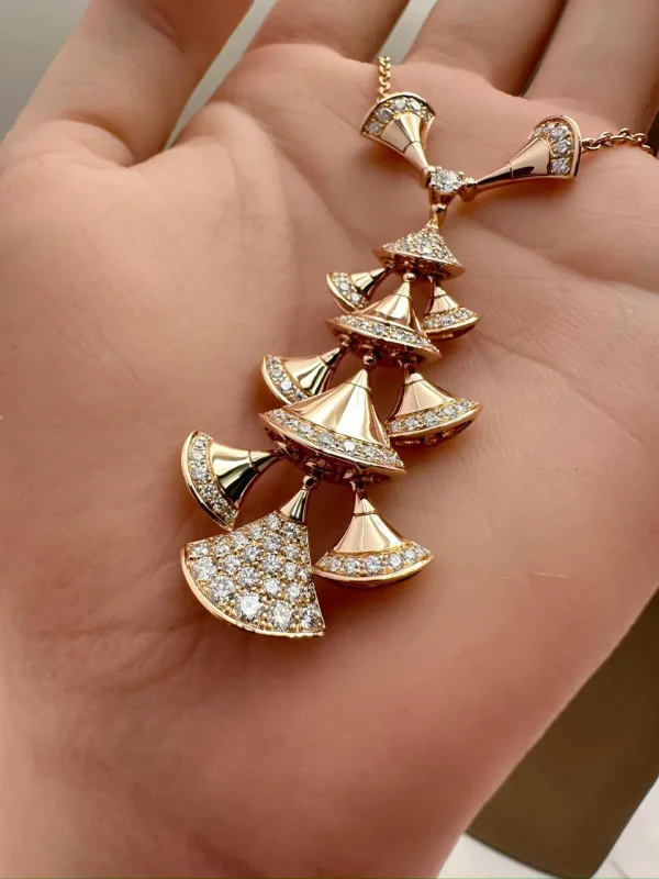 Bvlgari-Divas-Dream-Necklace-352607-18k-Rose-Gold-Diamonds-Rare-Model-Near