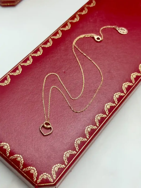 Cartier-Twisted-Heart-Ladies-Necklace-18k-Rose-Gold-Up